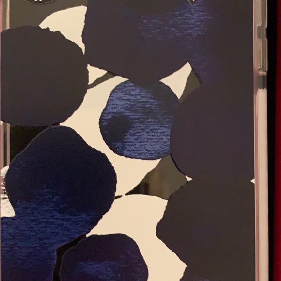 Casetify iPhone XR case - Picture 3 of 5